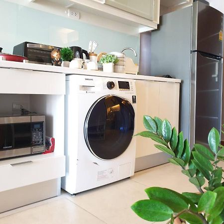 Appartamento The Astra Chiang Mai Esterno foto