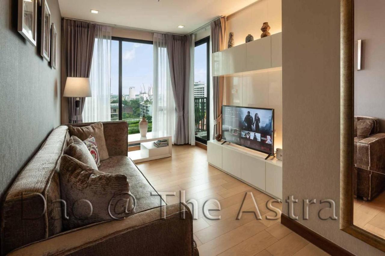 Appartamento The Astra Chiang Mai Esterno foto