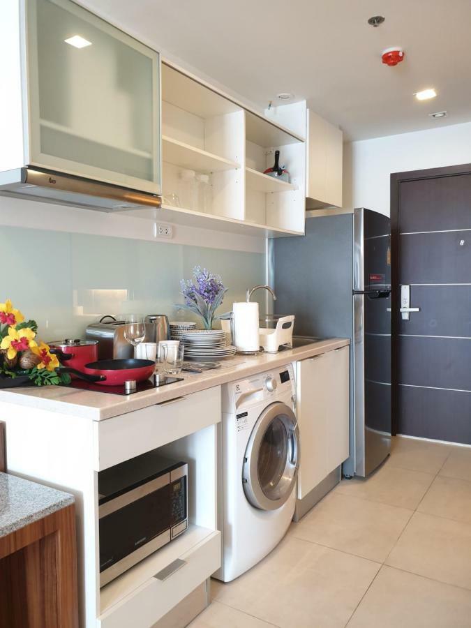Appartamento The Astra Chiang Mai Esterno foto