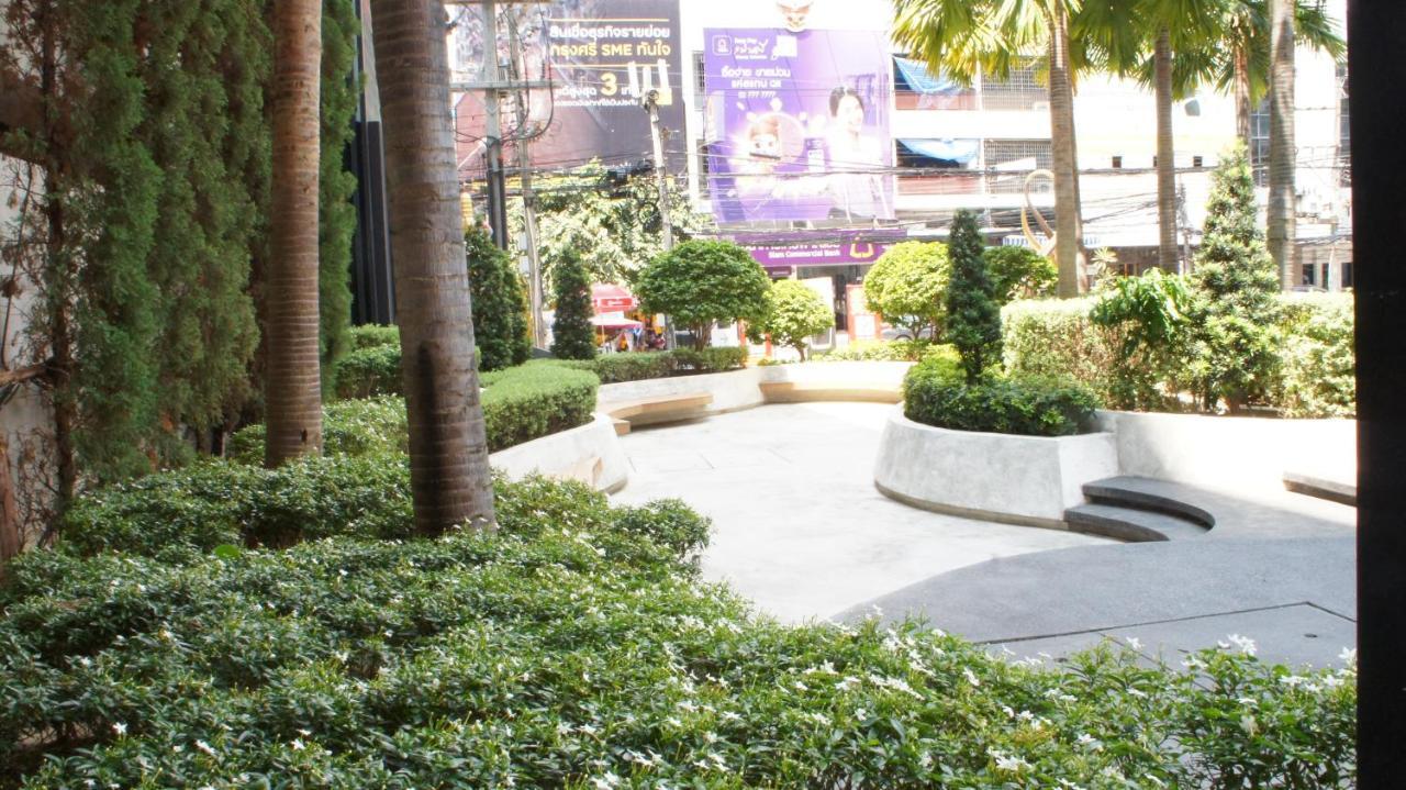 Appartamento The Astra Chiang Mai Esterno foto