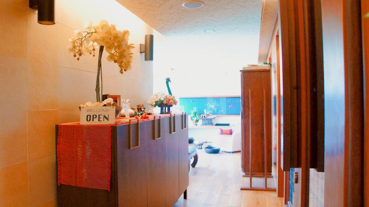 Appartamento The Astra Chiang Mai Esterno foto